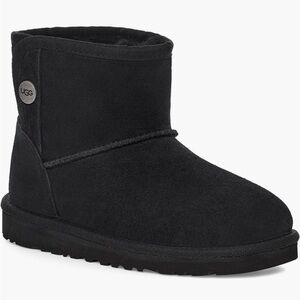 UGG Black Classic Short Boots